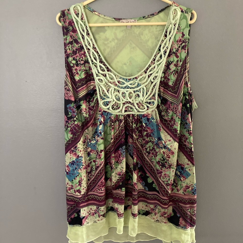 Live and Let Live sleeveless top